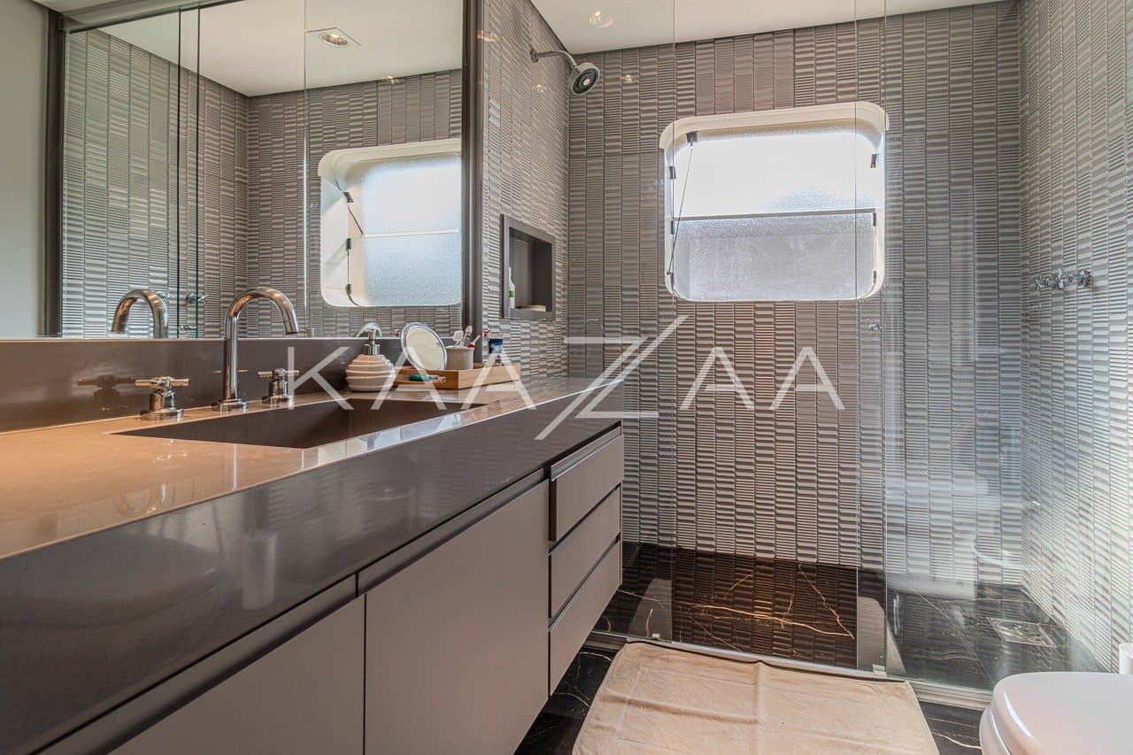 Casa completa em lazer, amplitude e privacidade, com 5 suítes. Em ótima localização na Cidade Jardim. - Foto 32