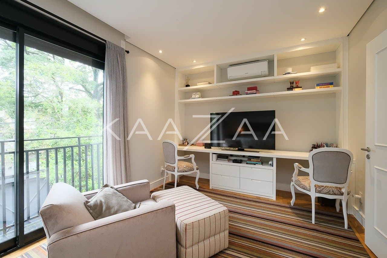Casa perfeita para uma família, com planta muito bem distribuída. No sossego do Jardim Paulistano. - Foto 21
